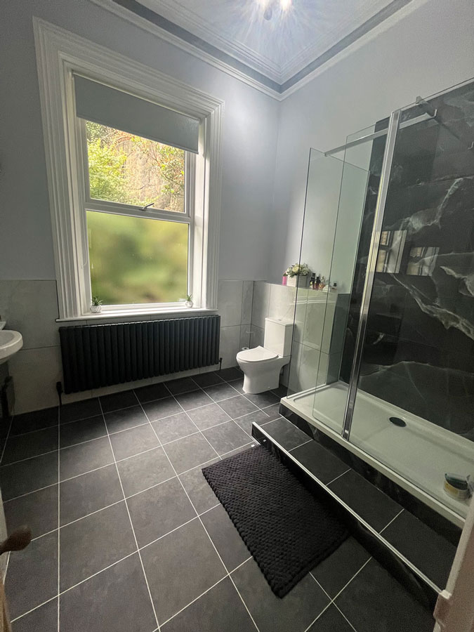 Large Ensuite Shower Room